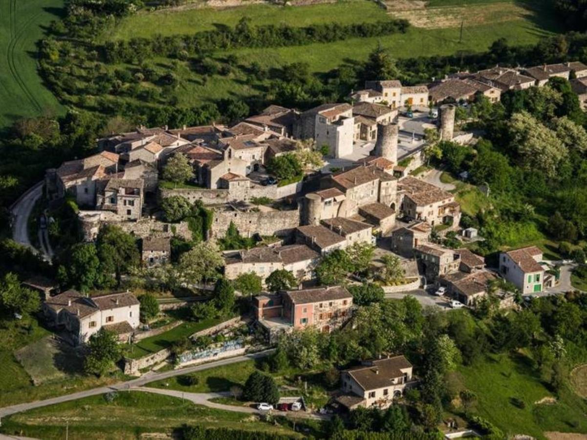 Saint-Vincent-de-BarresL'Attrape Reve住宿加早餐旅馆 外观 照片